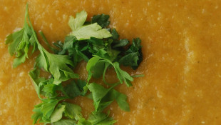 Zencefilli Kırmızı Mercimek Çorbası