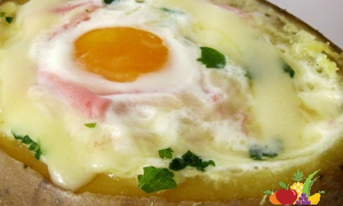 Patates Kasesinde Yumurta