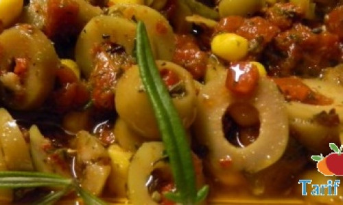 Zeytin Salatası