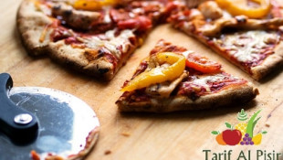 Pratik Pizza Tarifi
